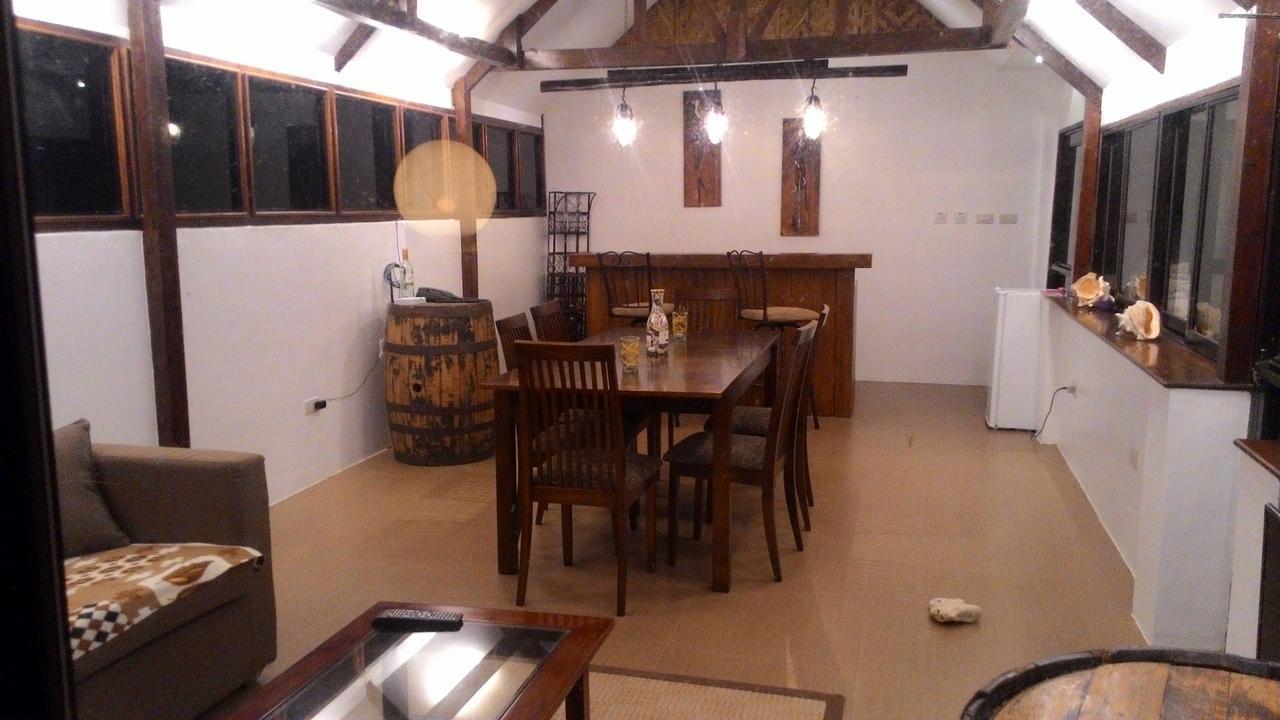 Bamboo Beachhouse Dormitory Garcia Hernandez Ngoại thất bức ảnh